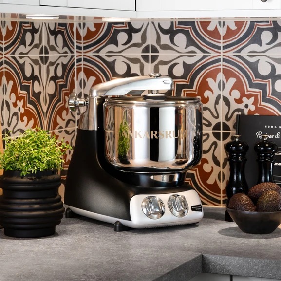 Ankarsrum Original 7-Litre Stand Mixer