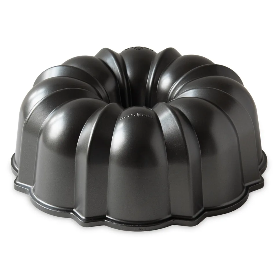 Nordic Ware Original Bundt Pan